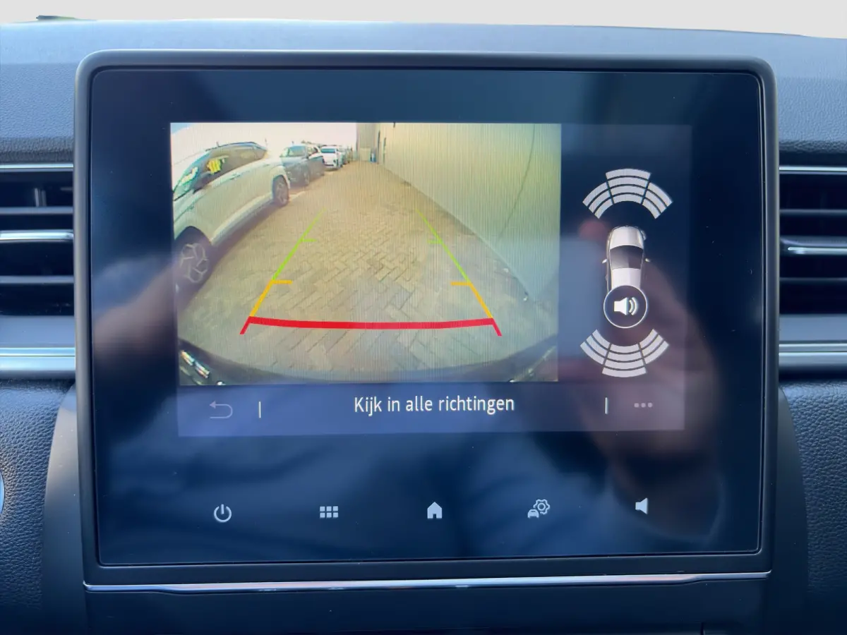 1.0 TCe 90 Intens | Panorama schuifdak | Camera | Half leder | Climate controle | Navigatie | Carplay | Parkeersensoren voor en achter | Keyless entry