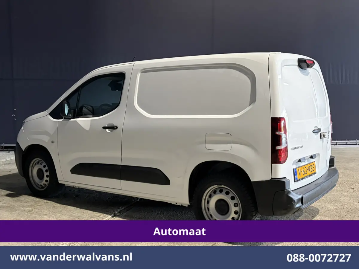 1.2 PureTech 130pk Automaat Benzine L1H1 Euro6 Airco | 3-Zits | Navigatie | Camera | Apple Carplay Cruisecontrol, Android Auto, Parkeersensoren