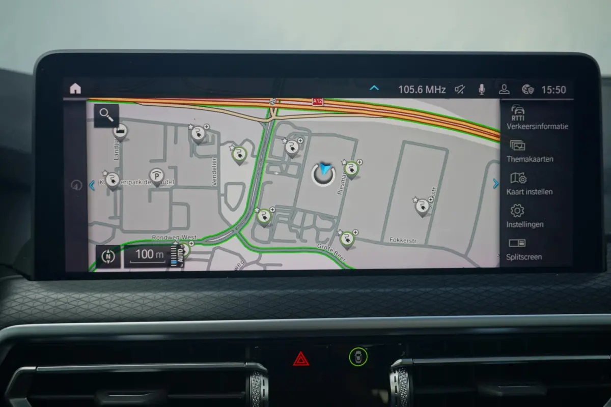 xDrive30e M Sport | Panoramadak | Head-up | HIFI | 19 Inch | Adaptieve LED koplampen