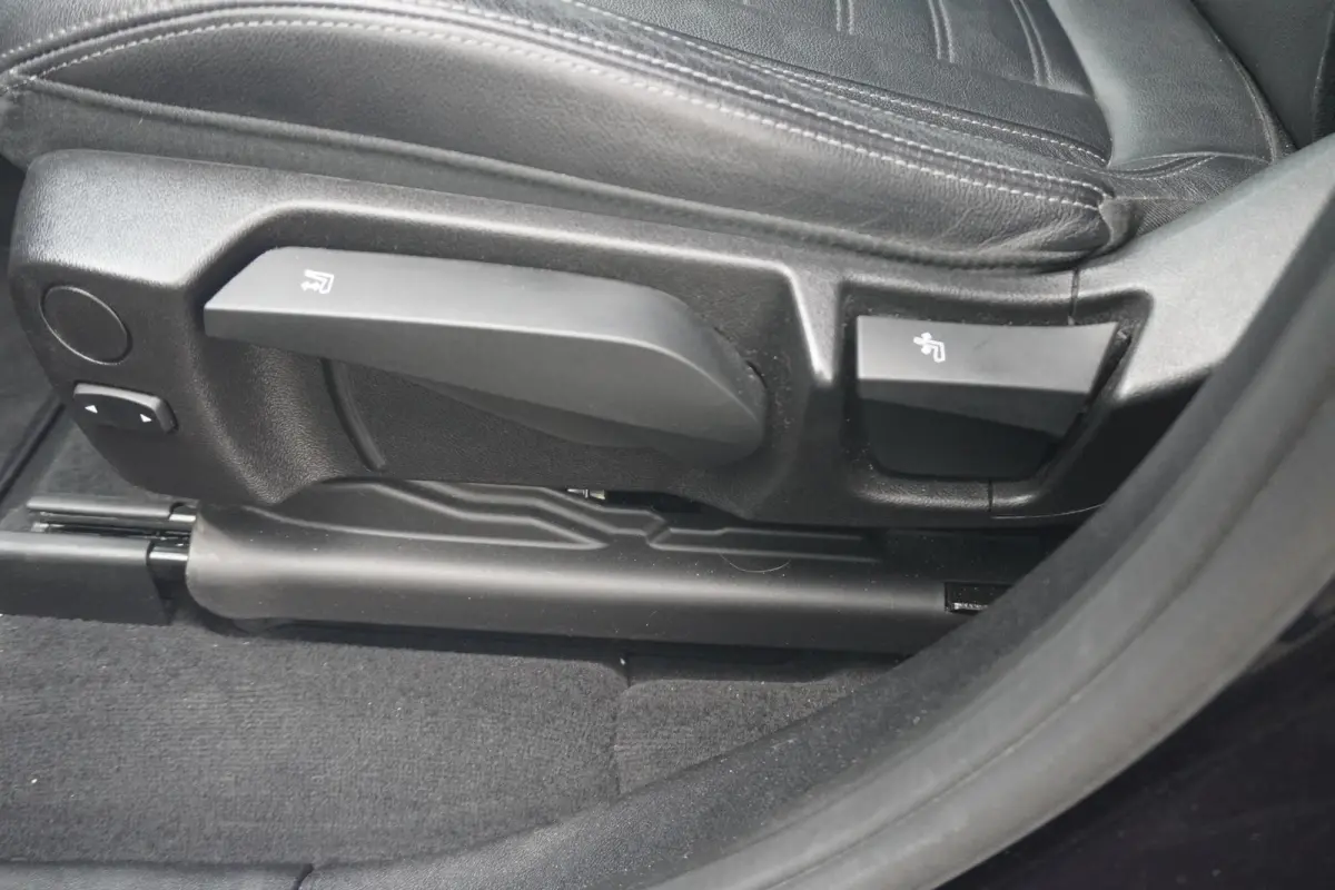 xDrive30e M Sport | Panoramadak | Head-up | HIFI | 19 Inch | Adaptieve LED koplampen