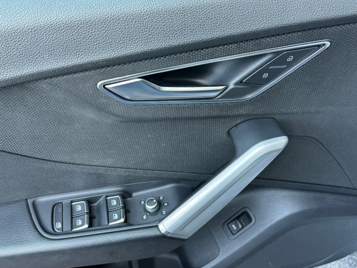 35 TFSI S-Line Leer Navi Camera Carplay Pano