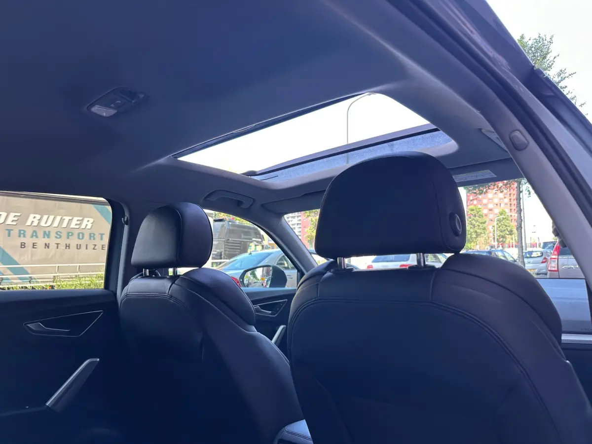 35 TFSI S-Line Leer Navi Camera Carplay Pano