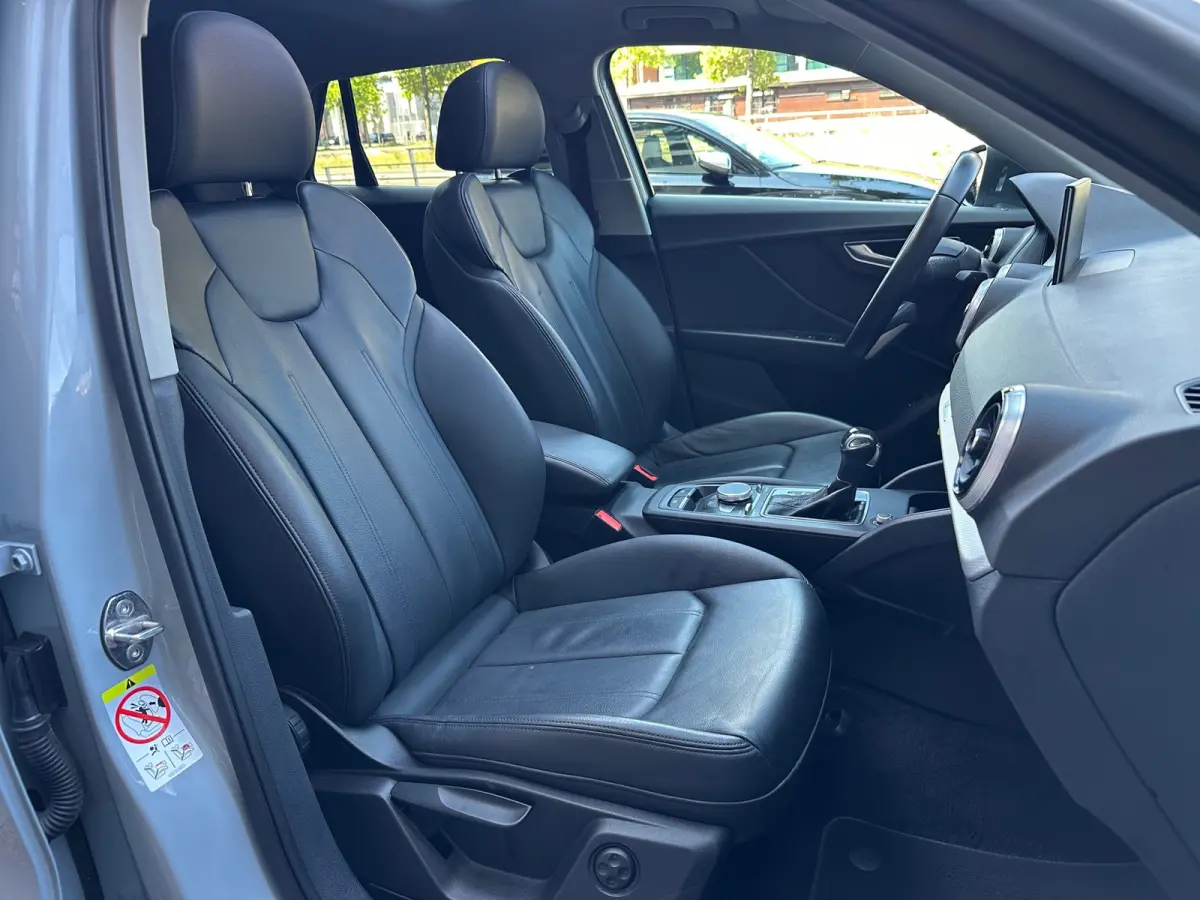 35 TFSI S-Line Leer Navi Camera Carplay Pano
