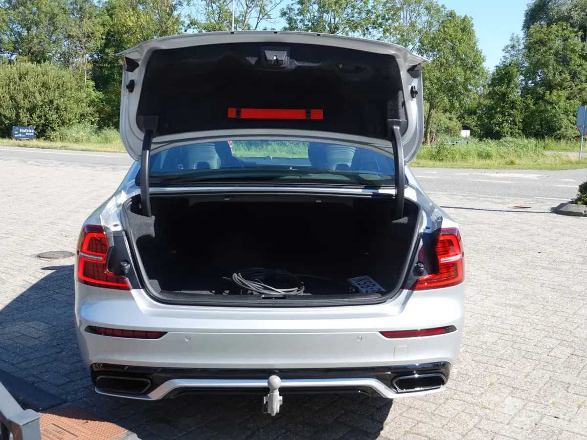 2.0 T8 AWD Polestar Engineered BOWERS & WILKINS | 360° CAM | HUD | TREKH.