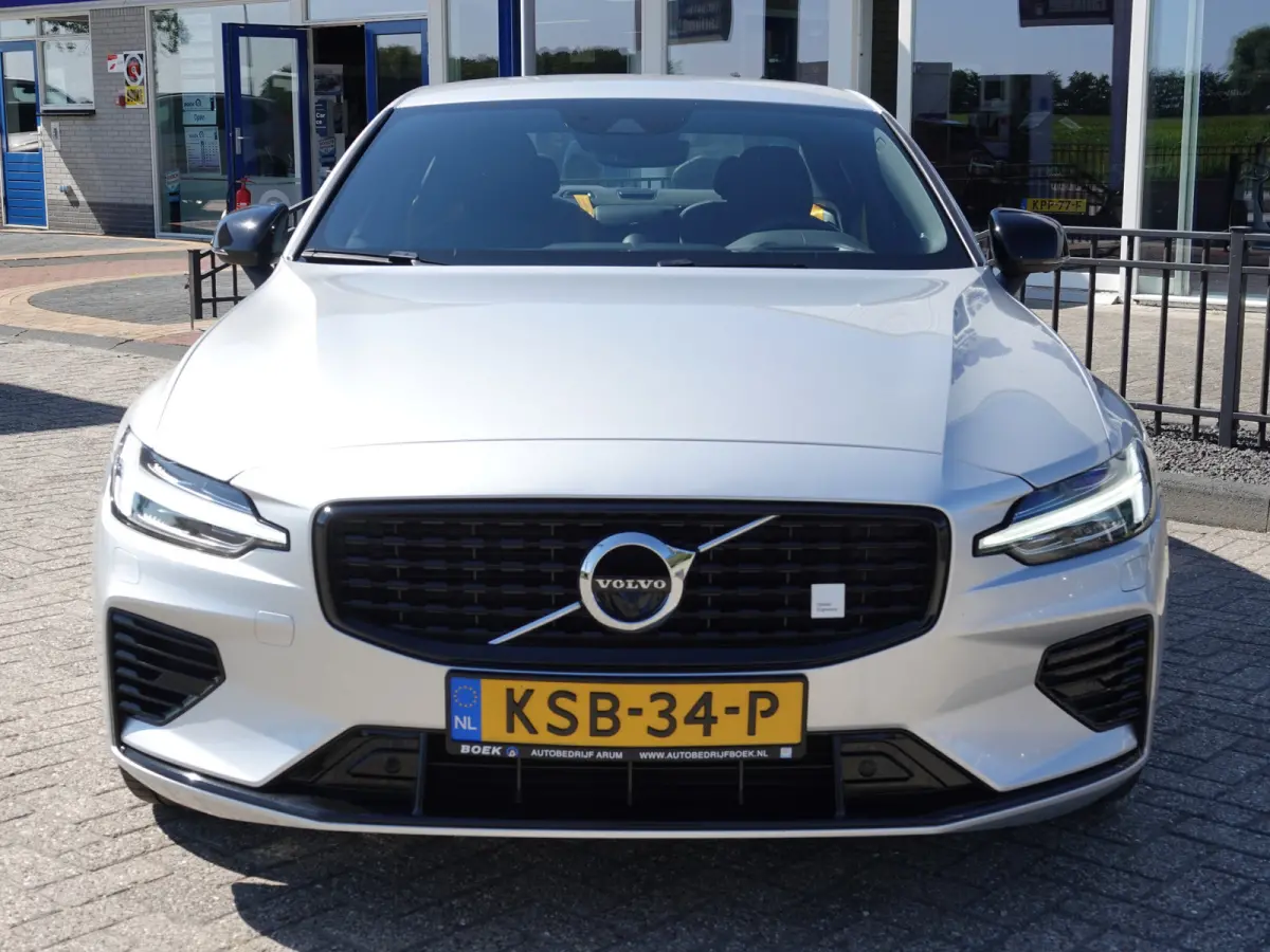 2.0 T8 AWD Polestar Engineered BOWERS & WILKINS | 360° CAM | HUD | TREKH.