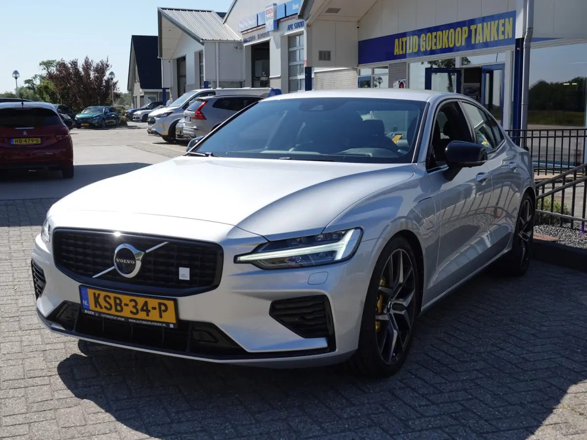 2.0 T8 AWD Polestar Engineered BOWERS & WILKINS | 360° CAM | HUD | TREKH.