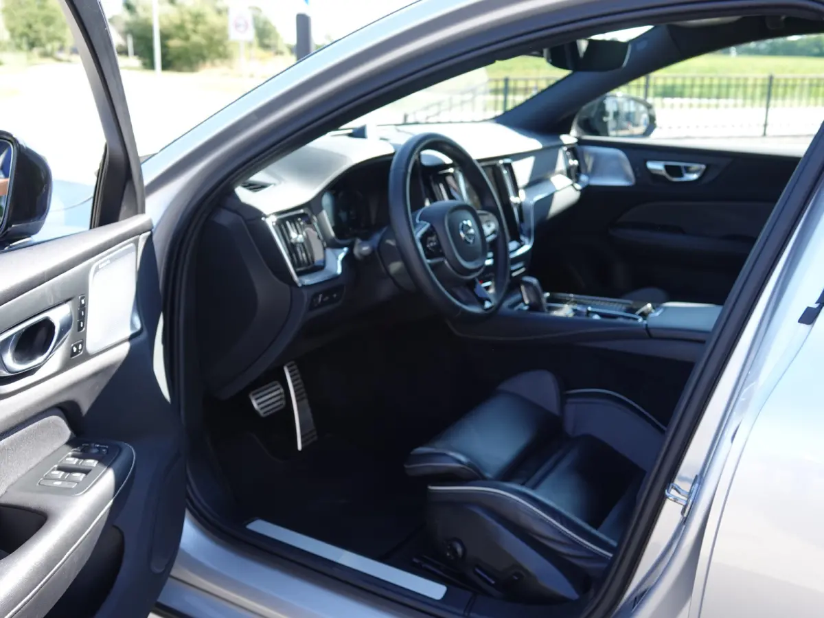 2.0 T8 AWD Polestar Engineered BOWERS & WILKINS | 360° CAM | HUD | TREKH.