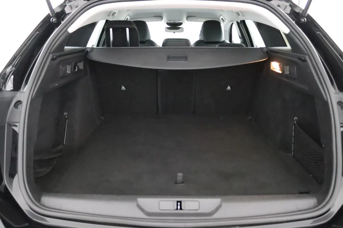 1.2*LED*CRUISE*AGR STOEL*NAVI*CARPLAY*