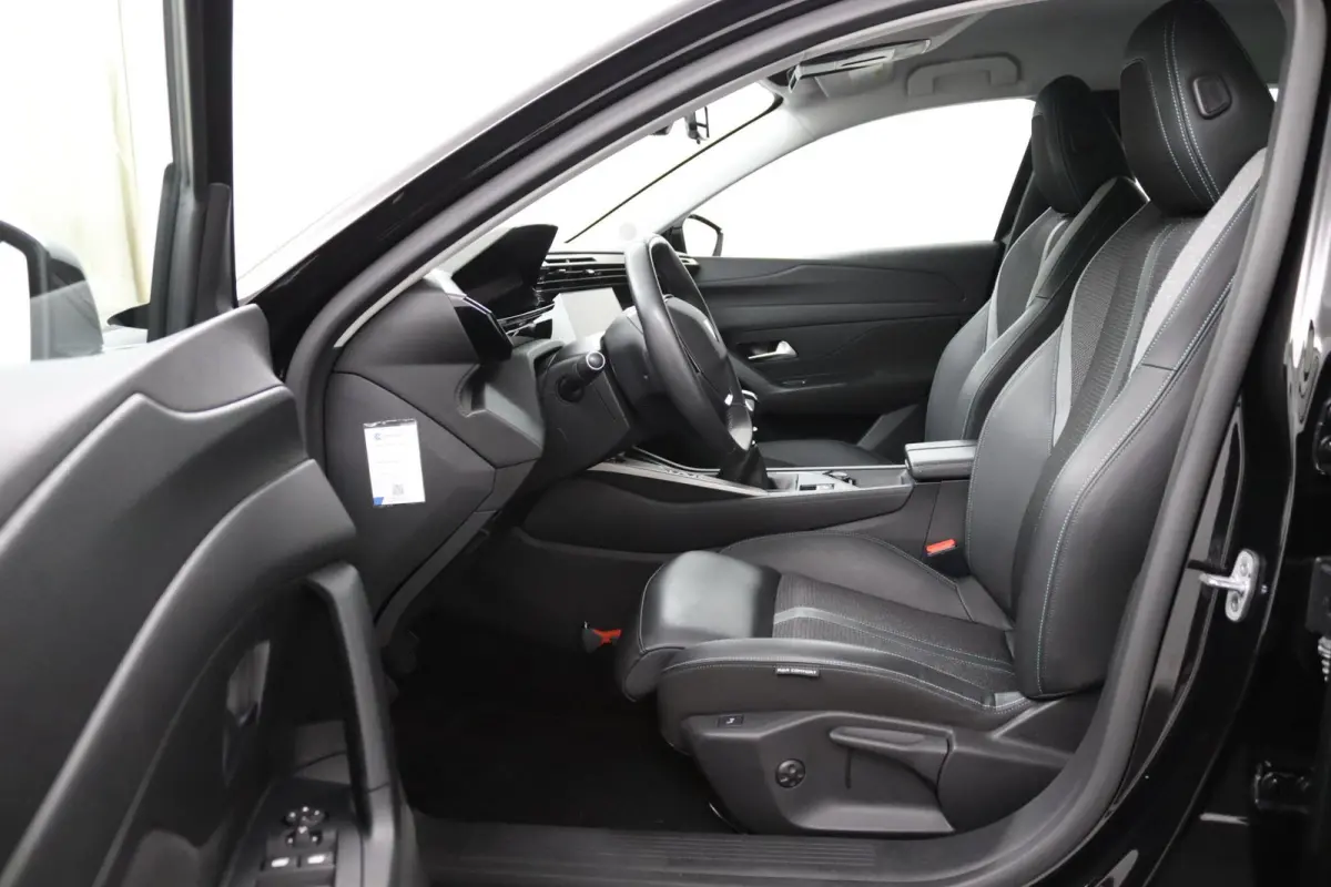 1.2*LED*CRUISE*AGR STOEL*NAVI*CARPLAY*
