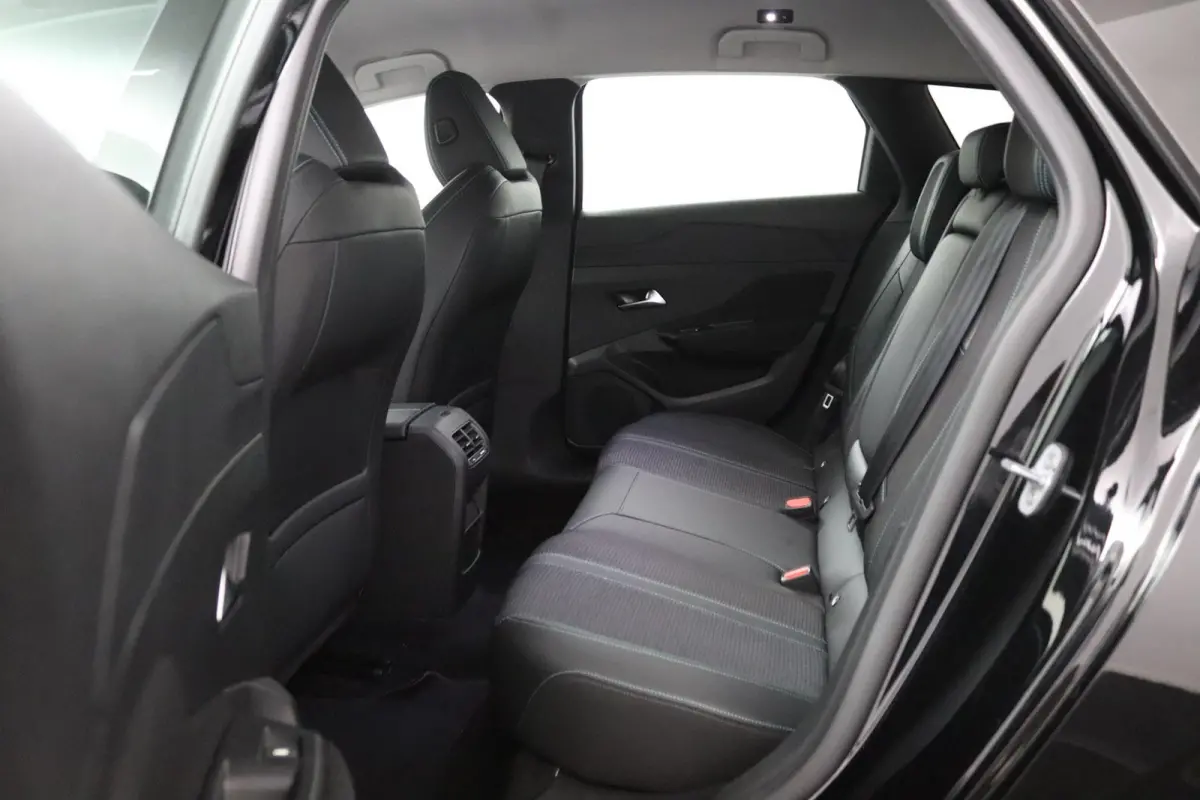 1.2*LED*CRUISE*AGR STOEL*NAVI*CARPLAY*