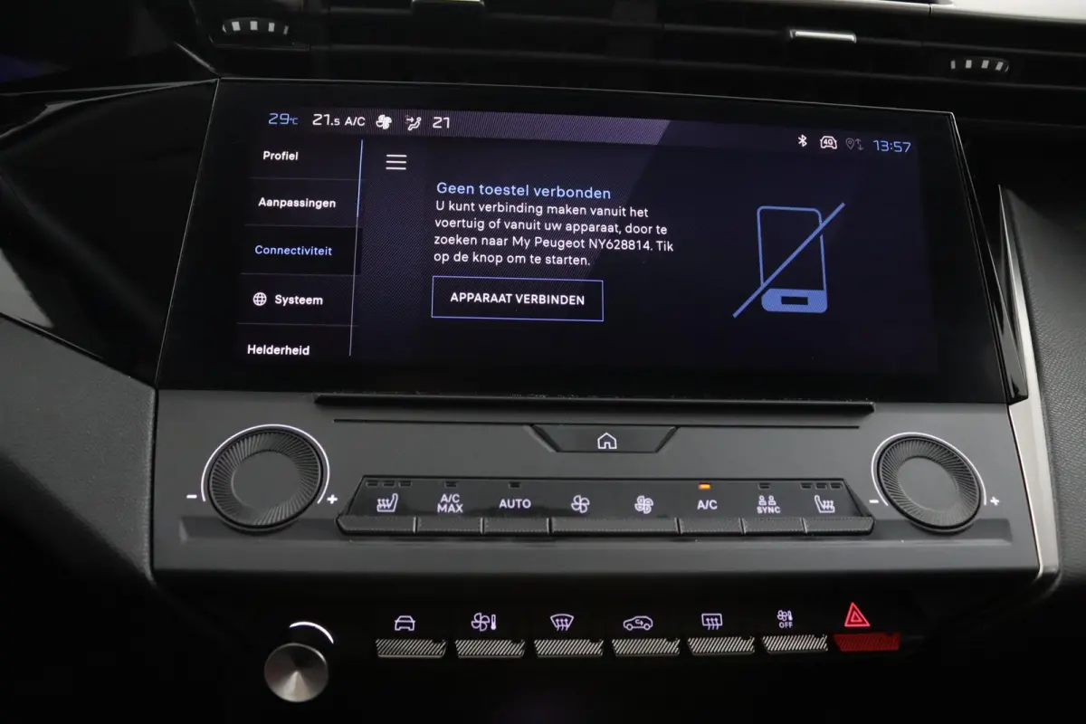 1.2*LED*CRUISE*AGR STOEL*NAVI*CARPLAY*