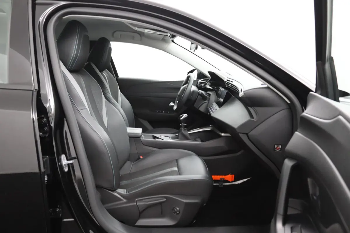 1.2*LED*CRUISE*AGR STOEL*NAVI*CARPLAY*
