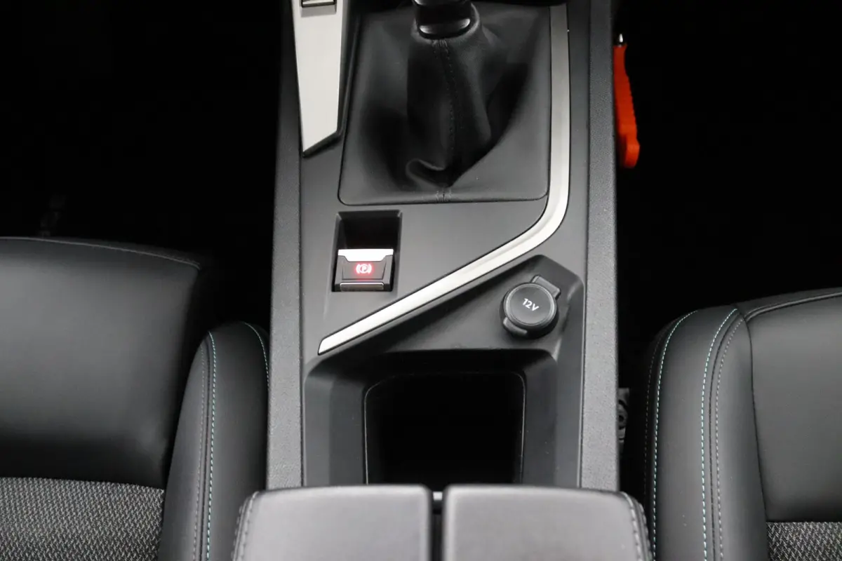1.2*LED*CRUISE*AGR STOEL*NAVI*CARPLAY*