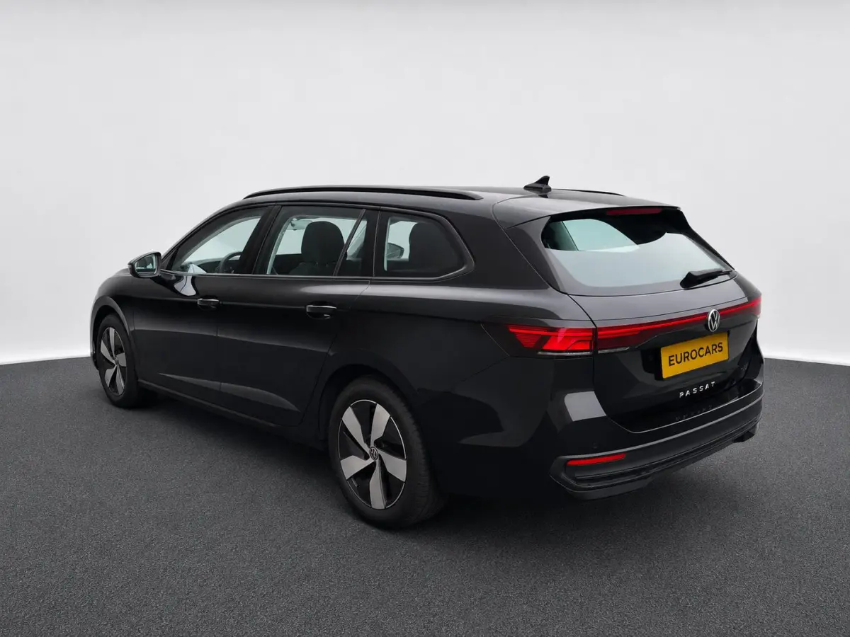 1.5 eTSI Business Navigatie Apple Carplay Android Auto Camera Parkeerhulp Adaptive Cruise Control Stoel- en stuurverwarming  Virtual Cockpit Climate Control Lichtmetalen velgen