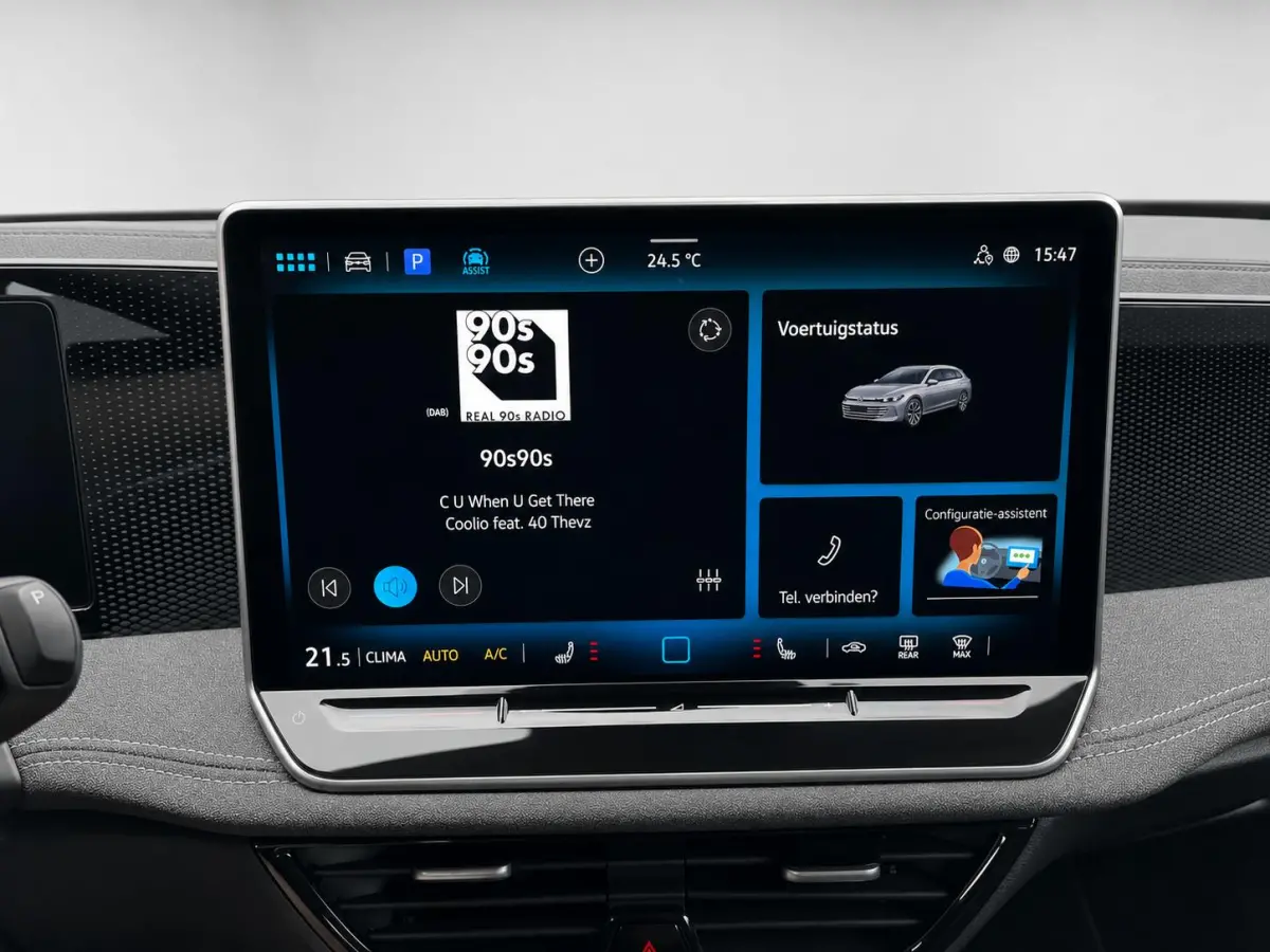 1.5 eTSI Business Navigatie Apple Carplay Android Auto Camera Parkeerhulp Adaptive Cruise Control Stoel- en stuurverwarming  Virtual Cockpit Climate Control Lichtmetalen velgen