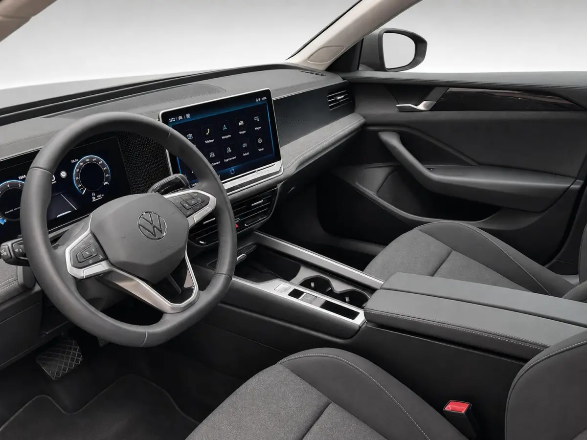 1.5 eTSI Business Navigatie Apple Carplay Android Auto Camera Parkeerhulp Adaptive Cruise Control Stoel- en stuurverwarming  Virtual Cockpit Climate Control Lichtmetalen velgen