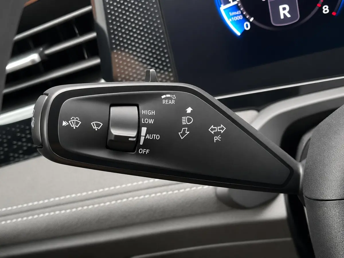 1.5 eTSI Business Navigatie Apple Carplay Android Auto Camera Parkeerhulp Adaptive Cruise Control Stoel- en stuurverwarming  Virtual Cockpit Climate Control Lichtmetalen velgen