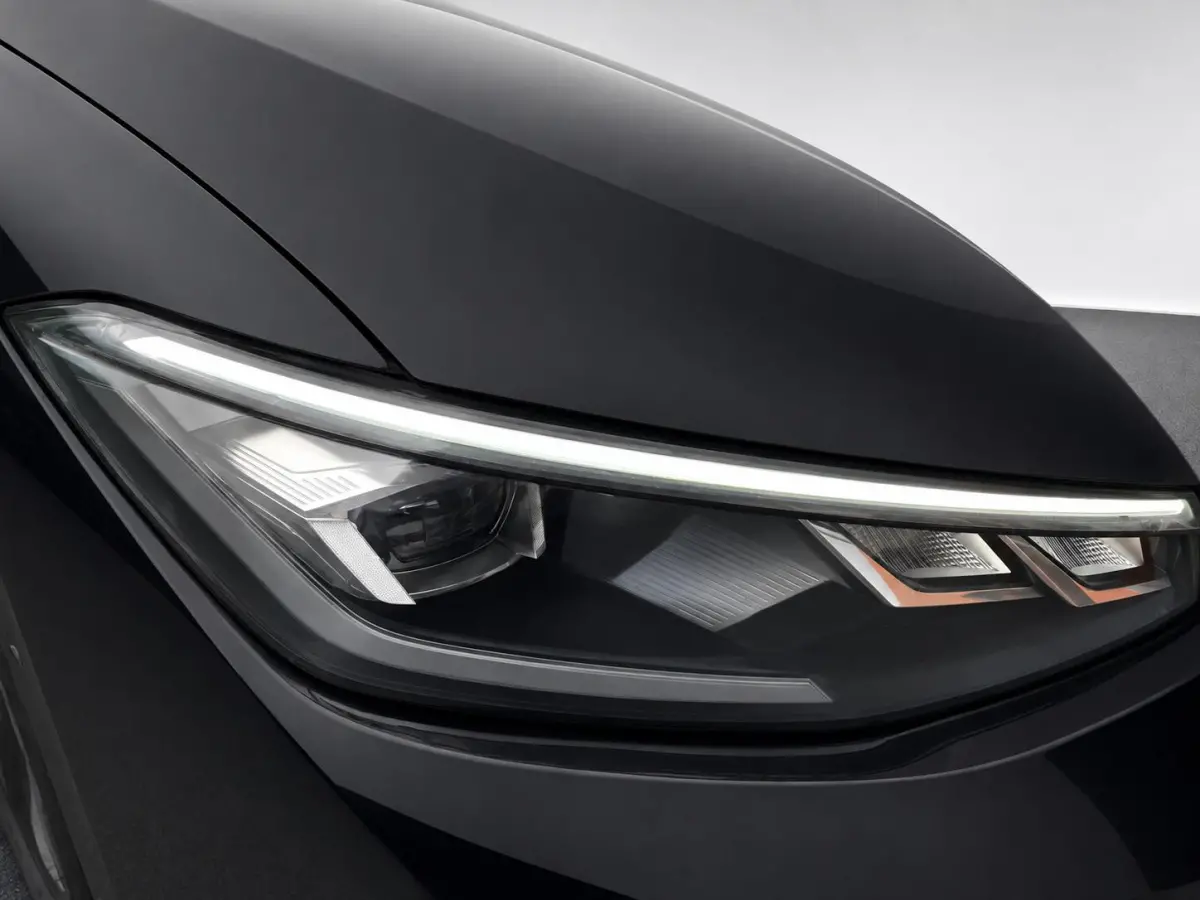 1.5 eTSI Business Navigatie Apple Carplay Android Auto Camera Parkeerhulp Adaptive Cruise Control Stoel- en stuurverwarming  Virtual Cockpit Climate Control Lichtmetalen velgen