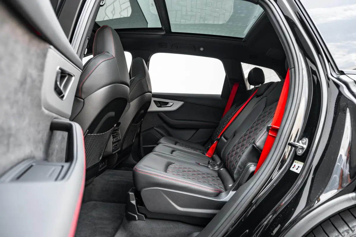 60 TFSI e quattro Pro Line S Competition 490PK | Trekhaak | Panorama Dak | Softclose | Onderstelpakket Advanced | Supersportstoelen