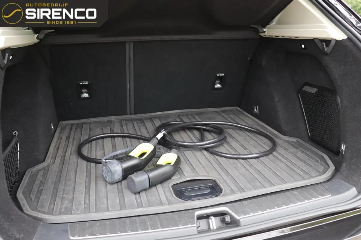 1.5| panodak|360 camera | stoelverwarming |Android auto & Apple carplay |dab | adaptive cruise control | sfeerverlichting |
