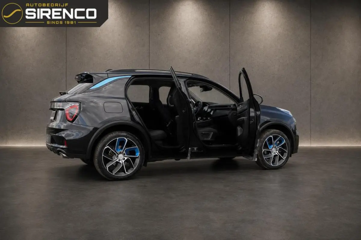 1.5| panodak|360 camera | stoelverwarming |Android auto & Apple carplay |dab | adaptive cruise control | sfeerverlichting |