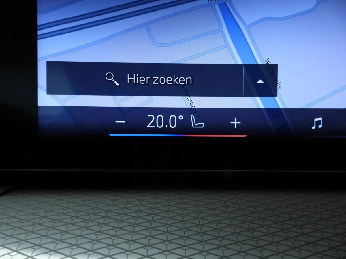 420i | M-Sportpakket | LED | Navigatie | Schuifdak | Sportstoelen | Stoelverwarming | DAB | Alu 19 inch