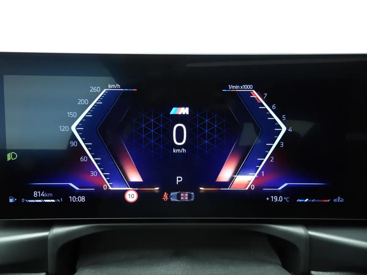 420i | M-Sportpakket | LED | Navigatie | Schuifdak | Sportstoelen | Stoelverwarming | DAB | Alu 19 inch