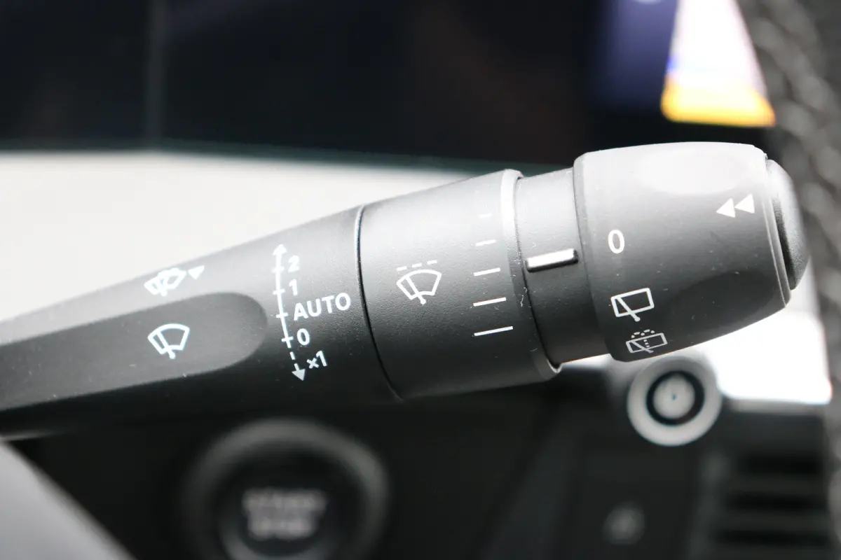 58 kWh Ultimate | Camera | Cruise control adaptief | Navi | Voorstoelen verwarmd | Stuurwiel verwarmd |