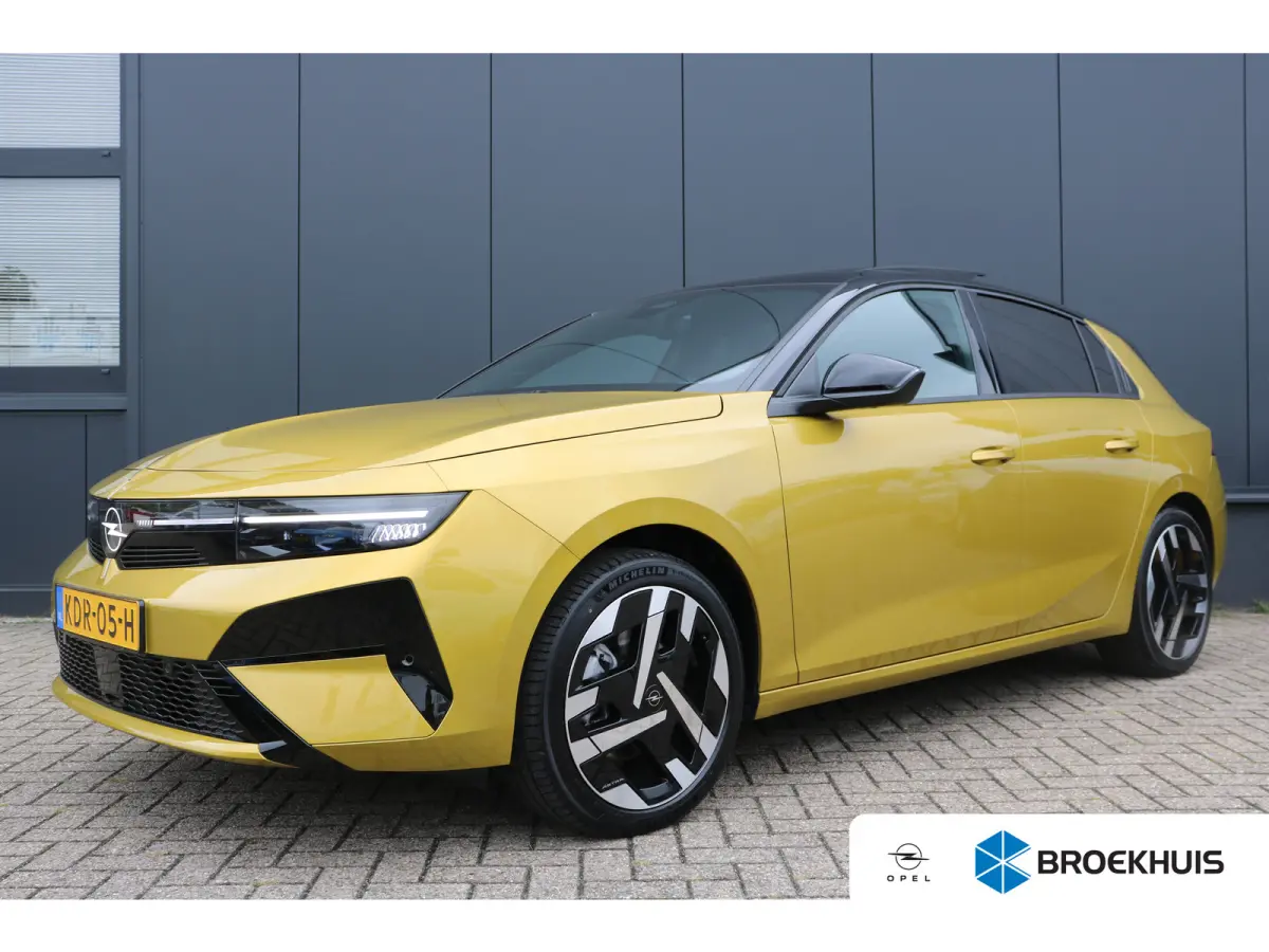 58 kWh Ultimate | Camera | Cruise control adaptief | Navi | Voorstoelen verwarmd | Stuurwiel verwarmd |