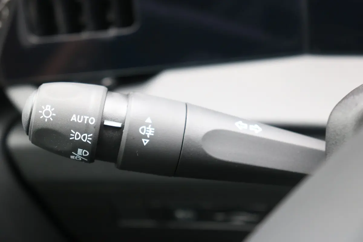 58 kWh Ultimate | Camera | Cruise control adaptief | Navi | Voorstoelen verwarmd | Stuurwiel verwarmd |