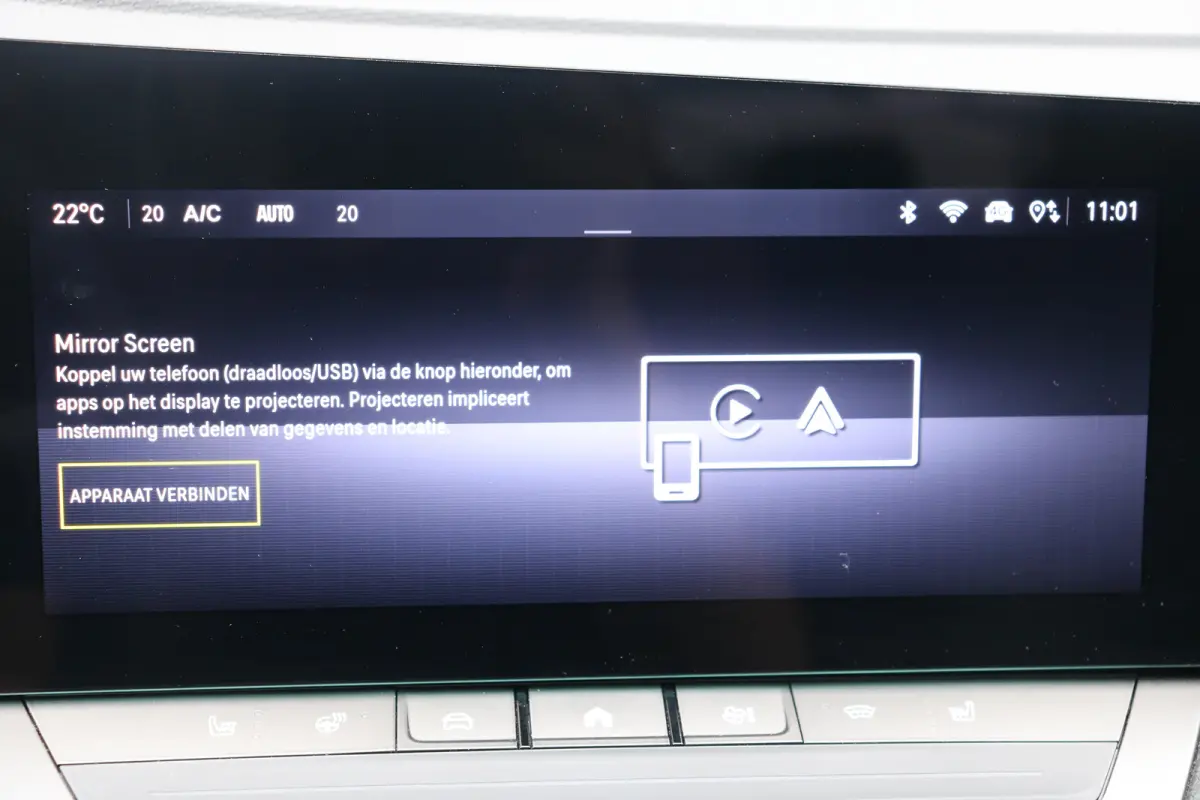 58 kWh Ultimate | Camera | Cruise control adaptief | Navi | Voorstoelen verwarmd | Stuurwiel verwarmd |