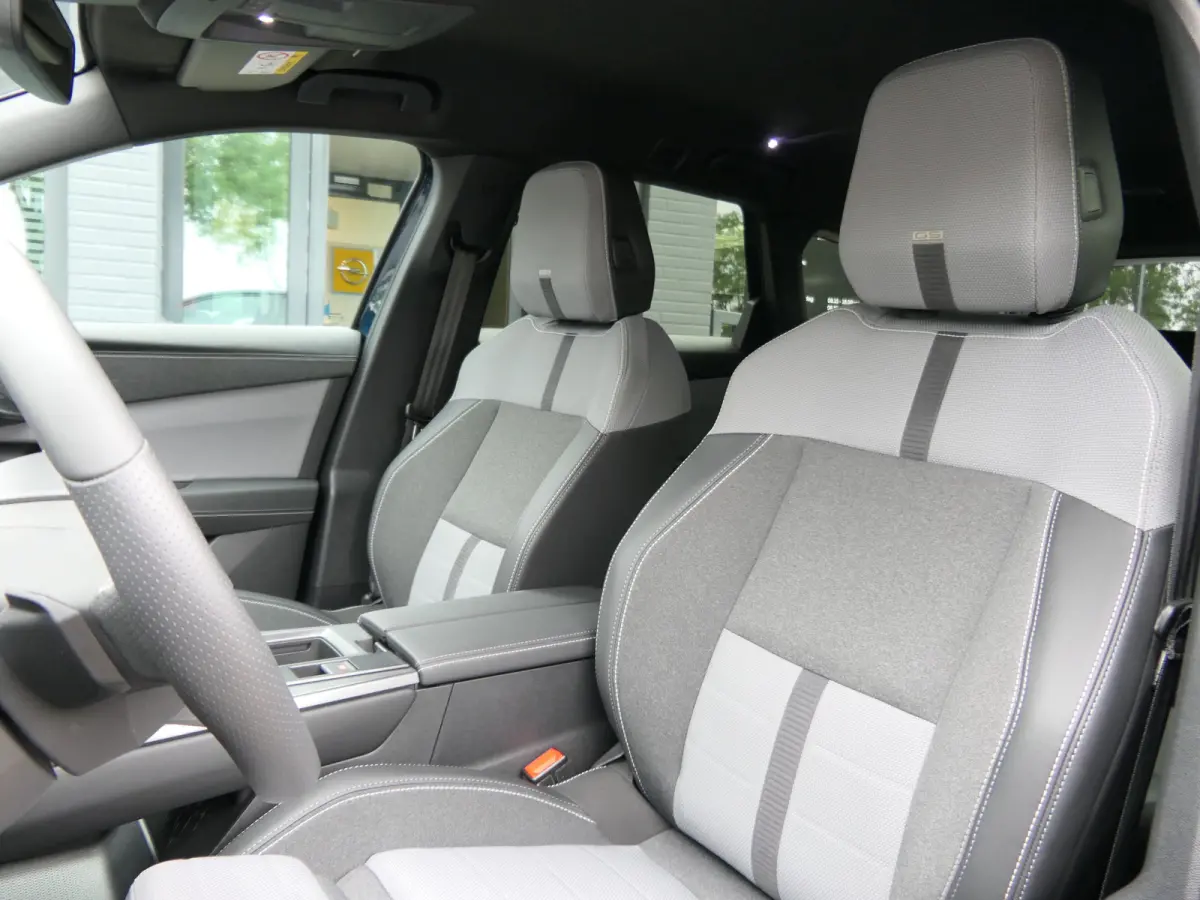 1.2 Turbo 145pk Mild Hybrid GS Automaat | Camera | Comfortstoelen | Winterpack
