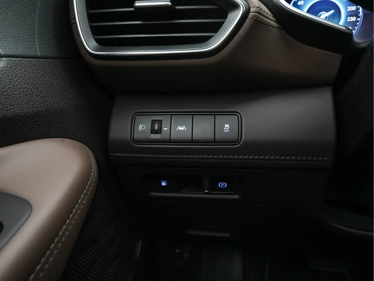 1.6 T-GDI Comfort Smart Sky AWD [ 7-Pers. ] {SoH-100%} (Plug-In) (INCL-BTW) *PANO | LEATHER | FULL-LED | ADAPTIVE-CRUISE | BLINDSPOT | MEMORY-PACK | DIGI-COCKPIT | SHIFTPADDLES | PRIVACYGLAS