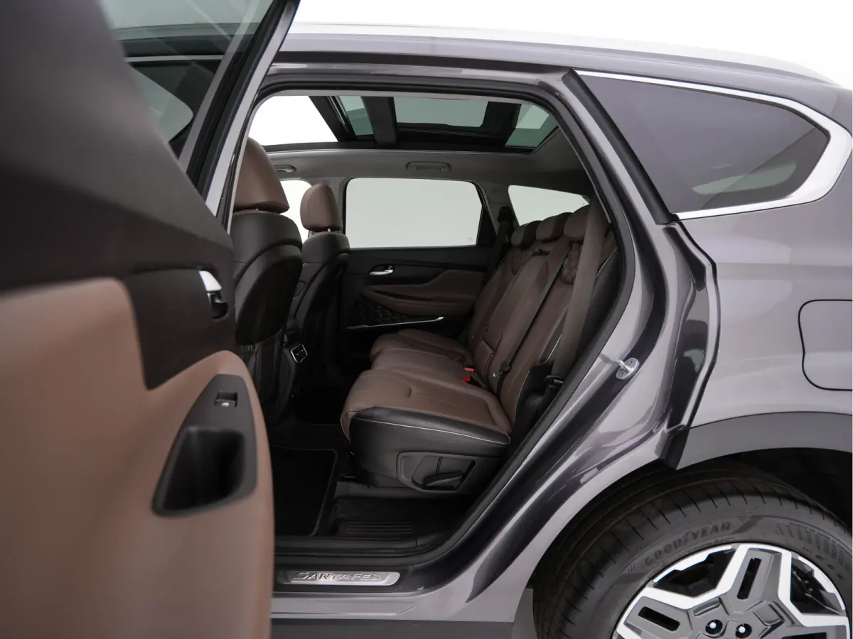 1.6 T-GDI Comfort Smart Sky AWD [ 7-Pers. ] {SoH-100%} (Plug-In) (INCL-BTW) *PANO | LEATHER | FULL-LED | ADAPTIVE-CRUISE | BLINDSPOT | MEMORY-PACK | DIGI-COCKPIT | SHIFTPADDLES | PRIVACYGLAS