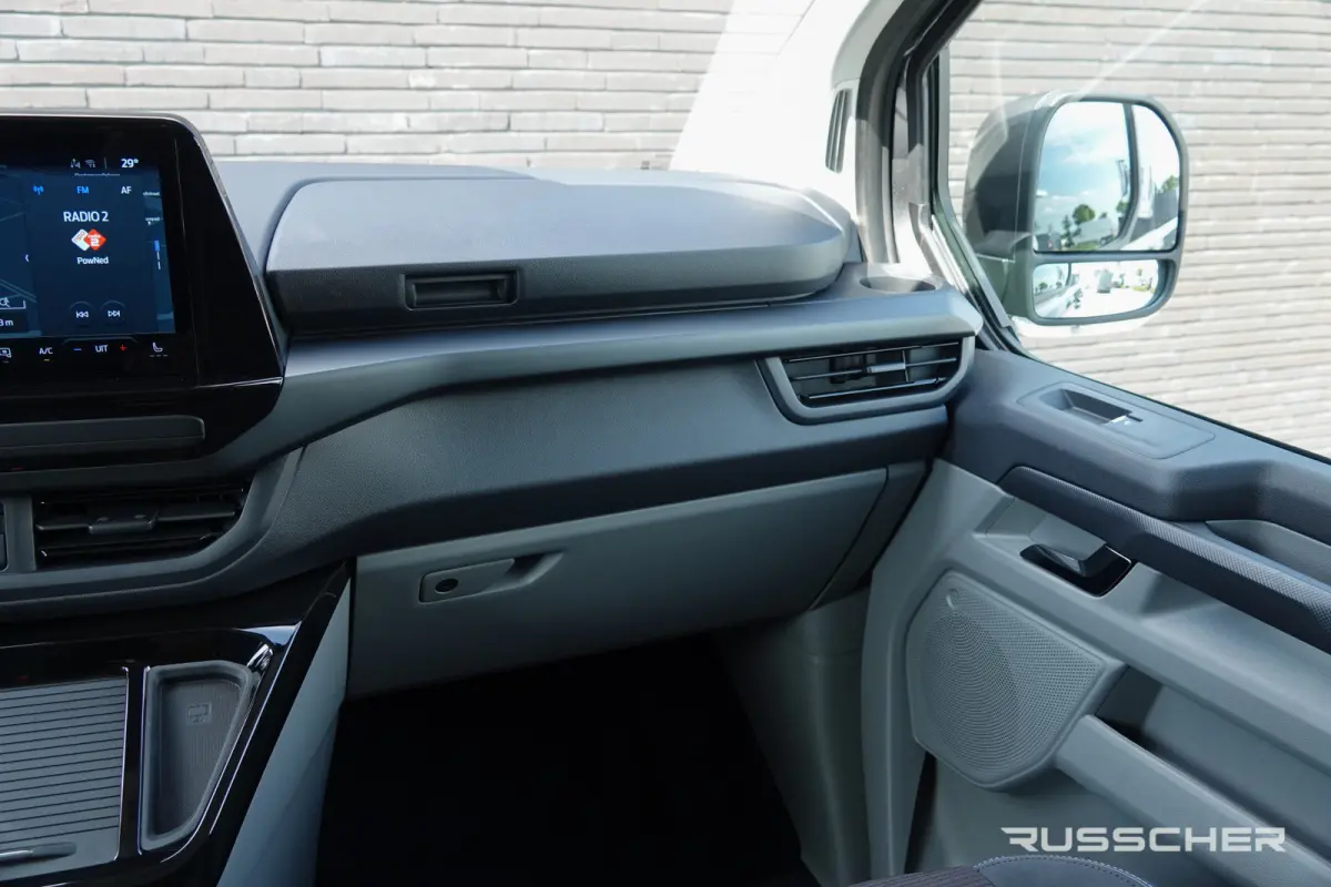 E-Transit L2H1 218Pk Aut. | | Nieuwe 71kWh Accu | 5-Persoons | Elektrisch | Sport 320 | 360° Camera | 19''