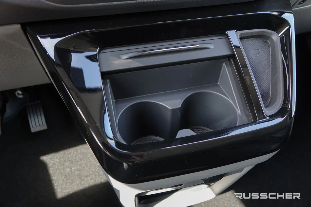 E-Transit L2H1 218Pk Aut. | | Nieuwe 71kWh Accu | 5-Persoons | Elektrisch | Sport 320 | 360° Camera | 19''