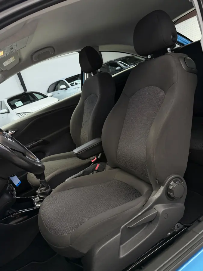 1.2 CarPlay Airco Parkeersensor