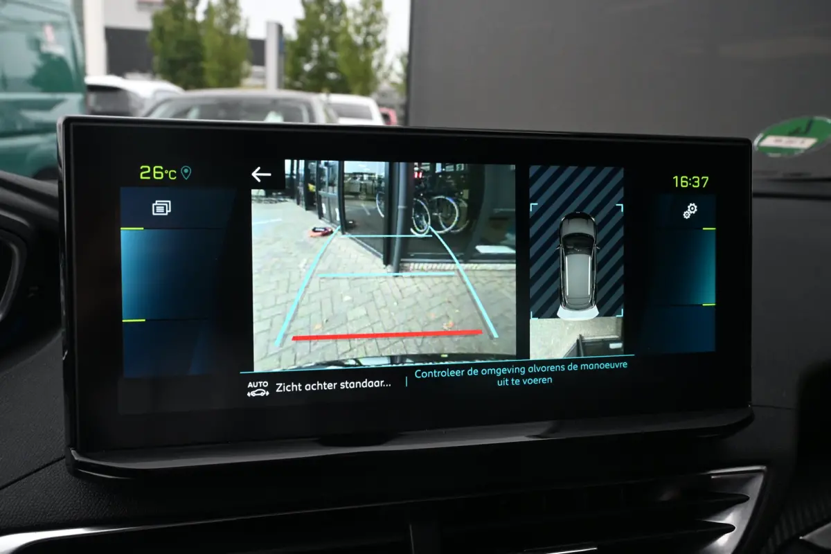 1.6 HYbrid 225 Allure | Navigatie | Achteruitrijcamera | Dodehoek-Detectie | Dealeronderhouden | 1e Eigenaar |