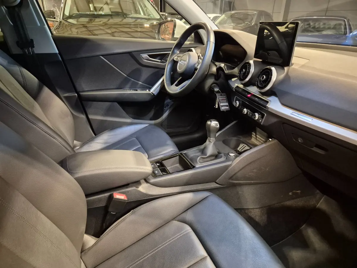 30 TFSI S-Line - Leder - Stoelverwarming - Navi - Camera - CarPlay - Cruise - 10 dkm