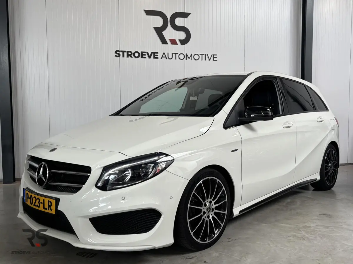 200 Prestige AMG-Line | Navi | LED | Cruise | Clima | PDC | Alcantara | Stoelverw | Trekh | 18" |