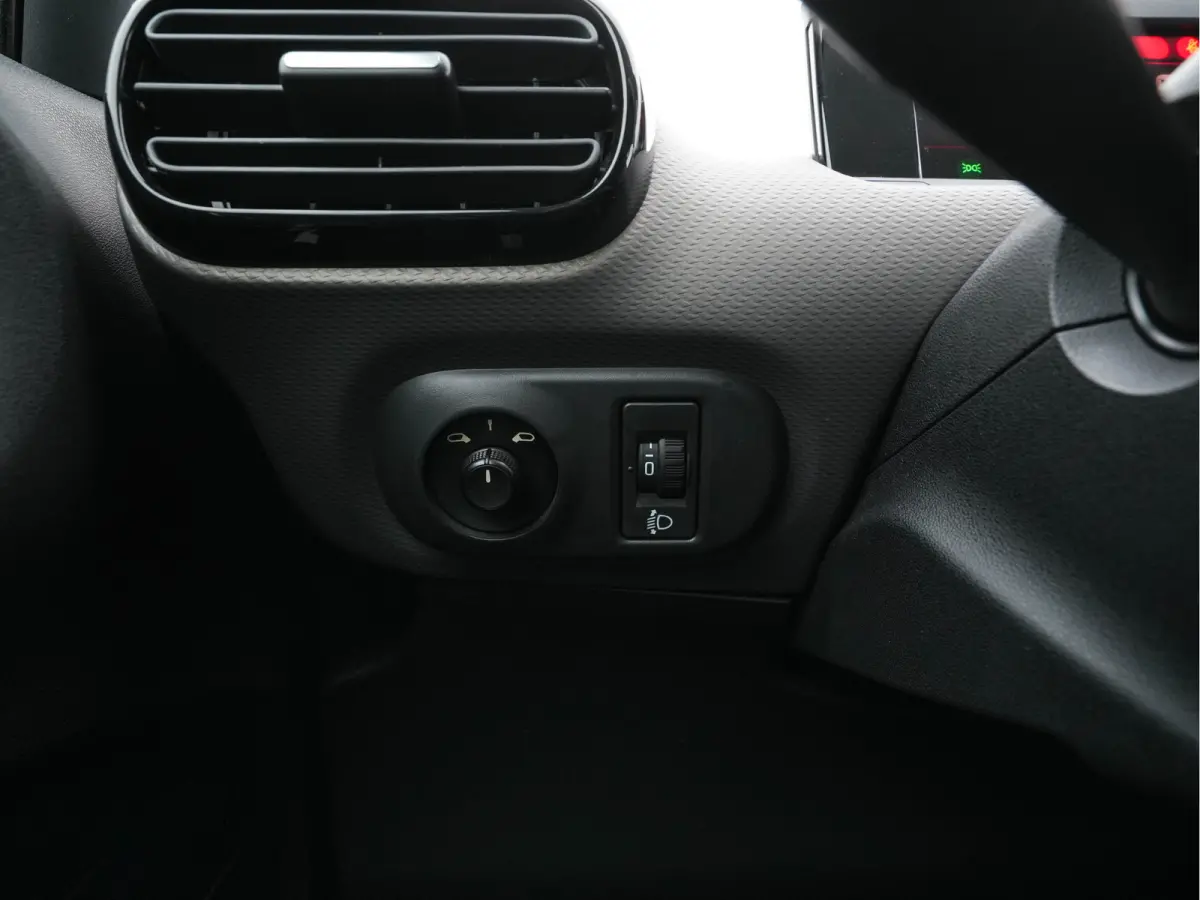 1.5 BlueHDi Business (INCL-BTW) *NAVI-FULLMAP | COMFORT-SEATS | PRIVACY-GLASS | DAB+ | ECC | PDC | CRUISE | CARPLAY | DIGI-COCKPIT | TOWBAR | 16''ALU*