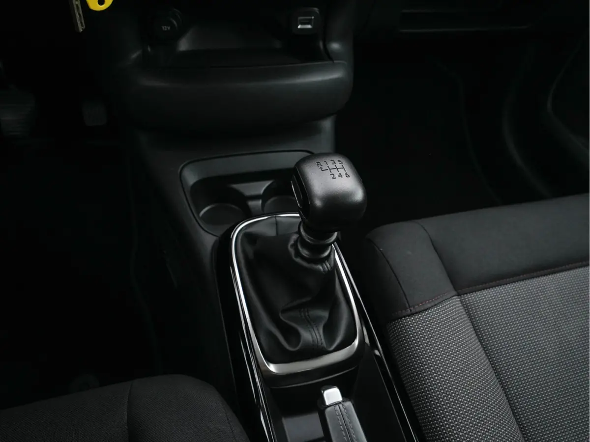 1.5 BlueHDi Business (INCL-BTW) *NAVI-FULLMAP | COMFORT-SEATS | PRIVACY-GLASS | DAB+ | ECC | PDC | CRUISE | CARPLAY | DIGI-COCKPIT | TOWBAR | 16''ALU*