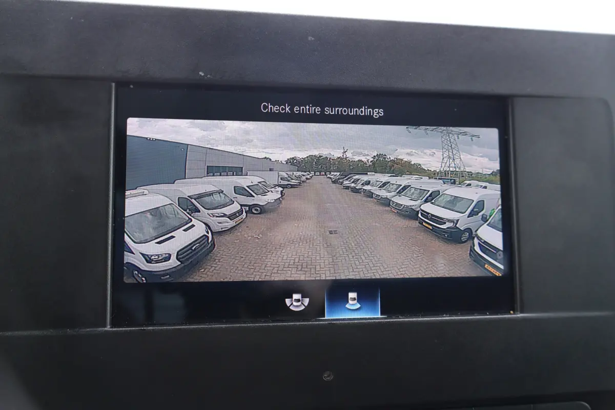 315 CDI Automaat Bakwagen met Laadklep