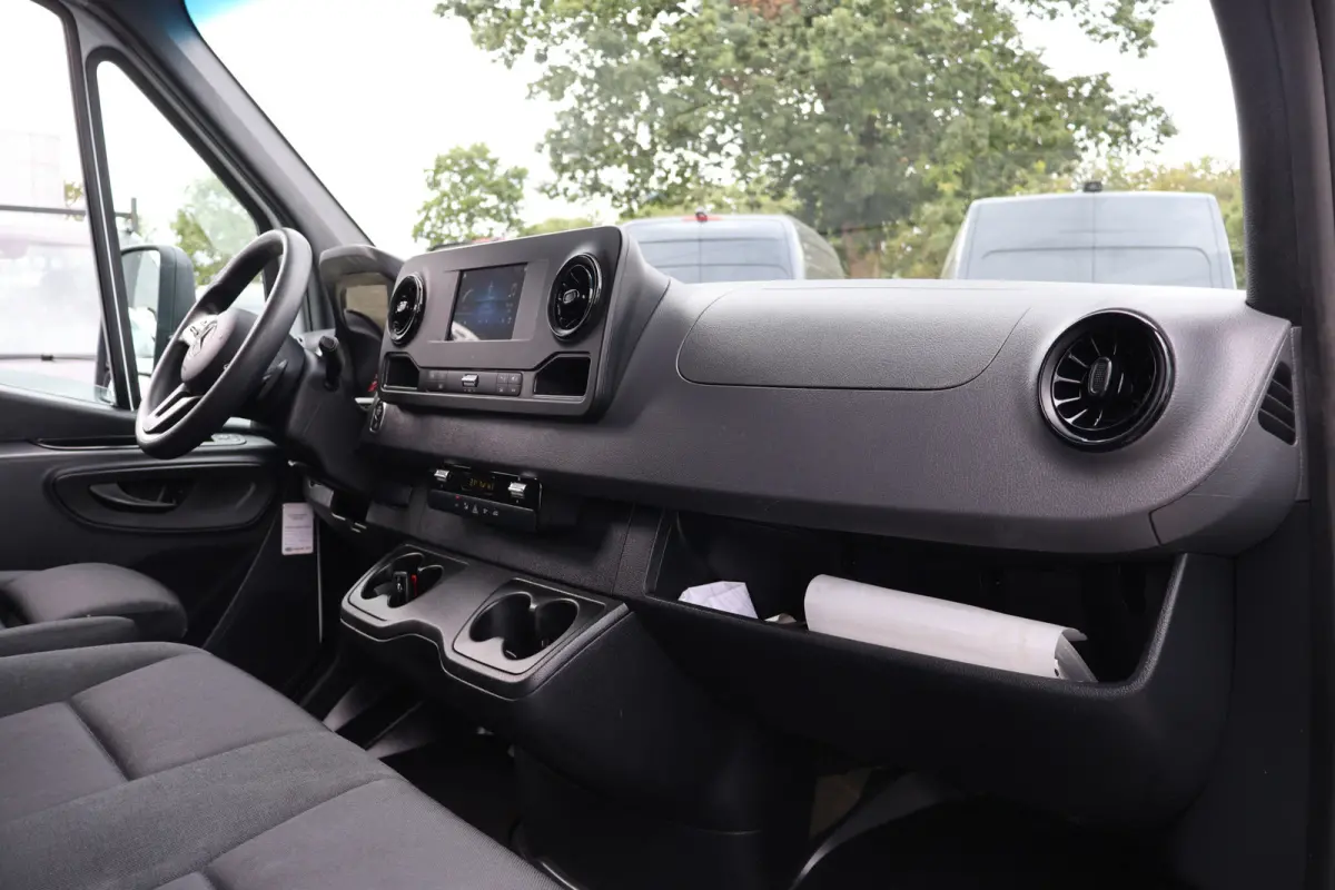 315 CDI Automaat Bakwagen met Laadklep