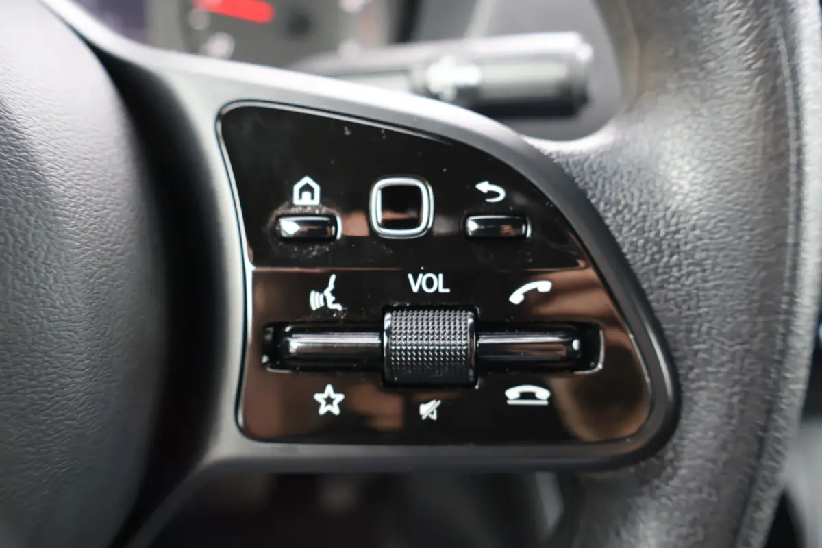 315 CDI Automaat Bakwagen met Laadklep