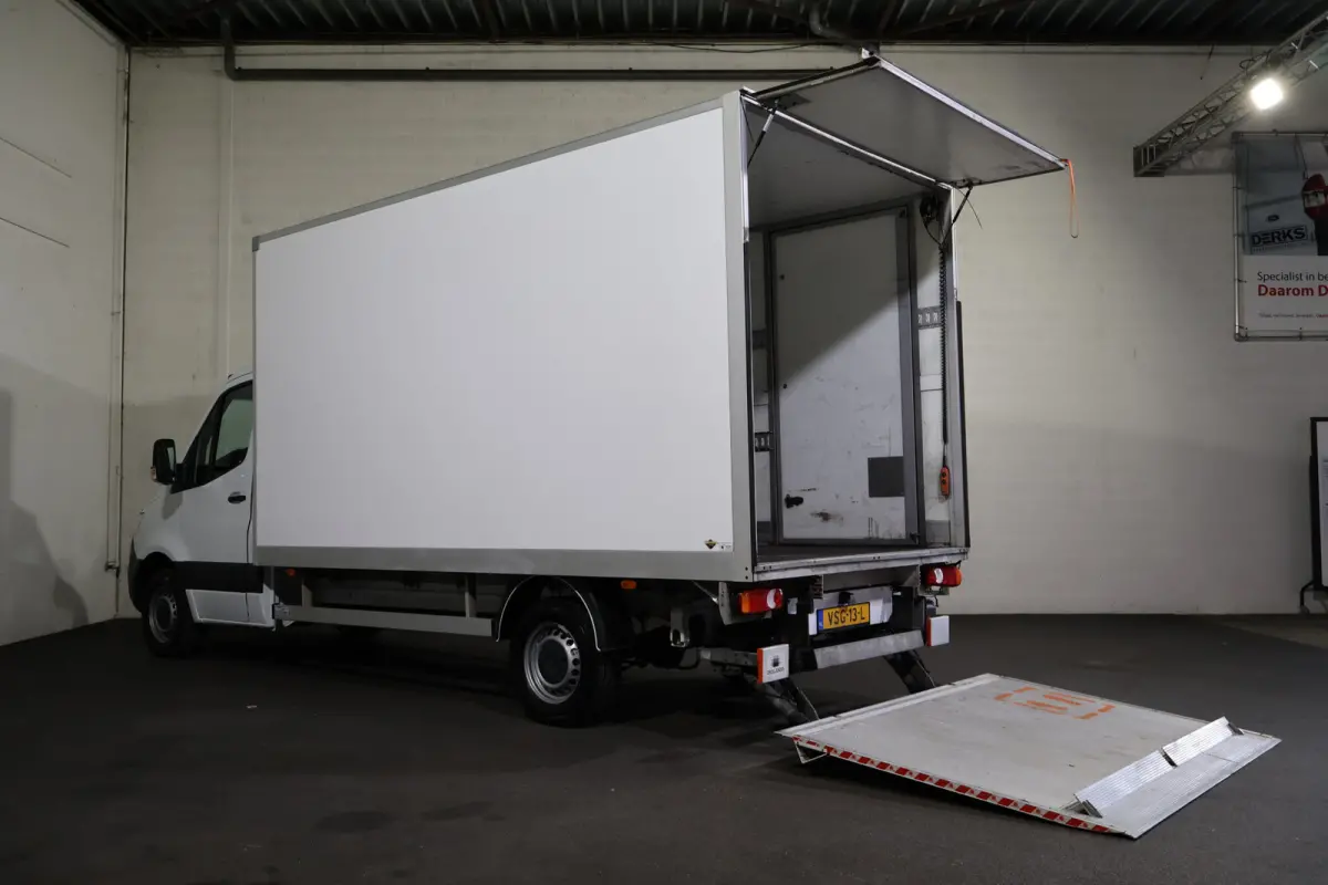 315 CDI Automaat Bakwagen met Laadklep