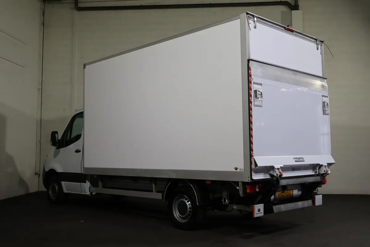 315 CDI Automaat Bakwagen met Laadklep