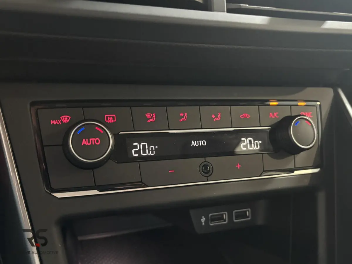 1.0 TSI 95 pk Highline | Navi | ACC | Clima | CarPlay | DAB | Sfeerverl | 16" | Org NL |