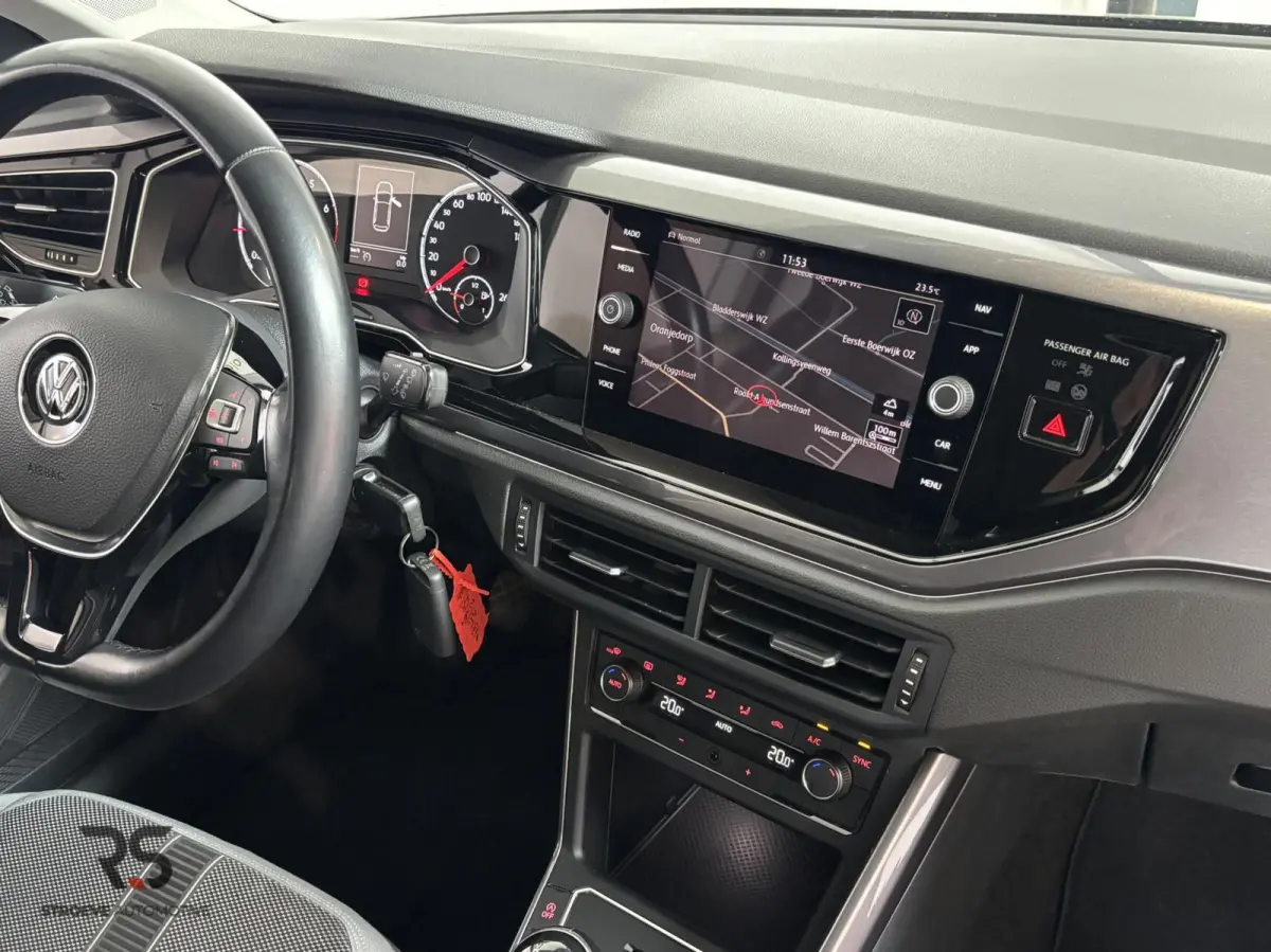 1.0 TSI 95 pk Highline | Navi | ACC | Clima | CarPlay | DAB | Sfeerverl | 16" | Org NL |