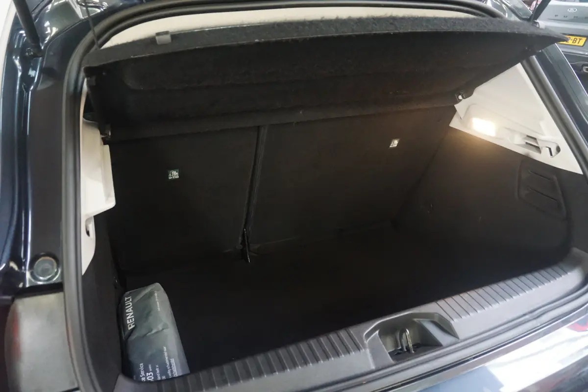 1.0 TCe 90 Equilibre | Carplay | DAB Radio | Airco | Cruise control | Metaalkleur